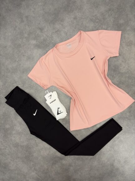 Ensemble nike