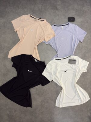 img_8772-2 T-shirt nike fluide