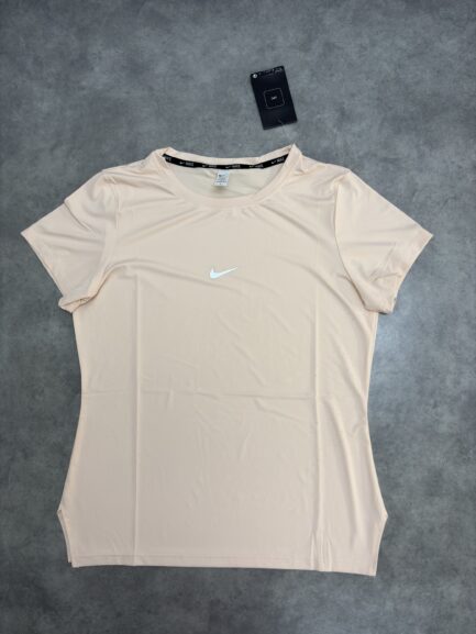 T-shirt nike fluide