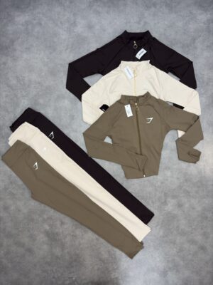 img_9372-2 Ensemble gymshark