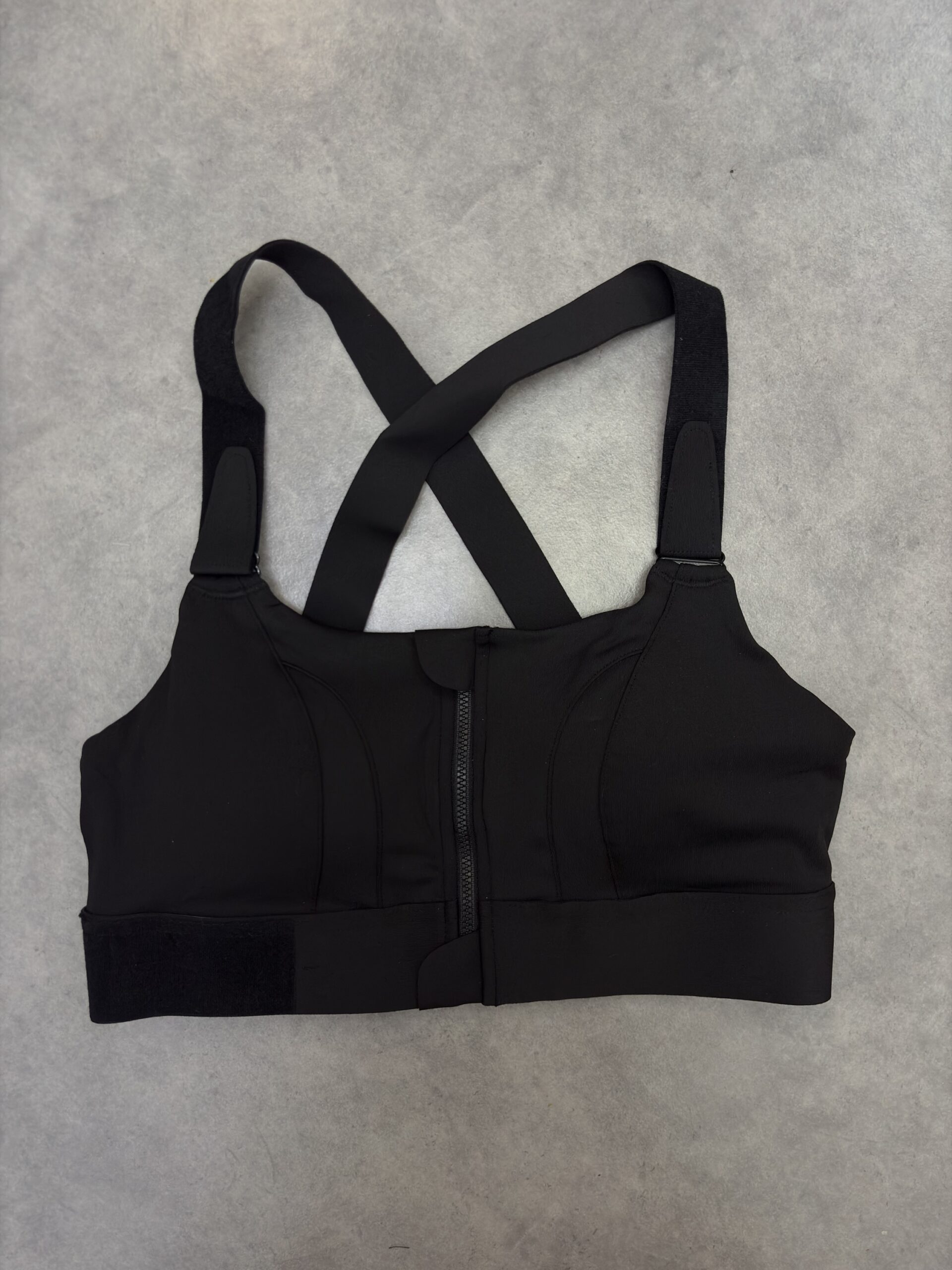 Brassière avec fermeture