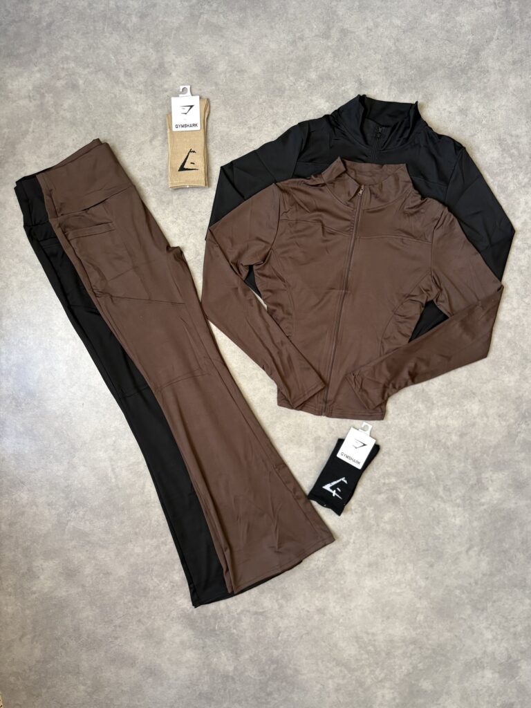 Ensemble avec poche